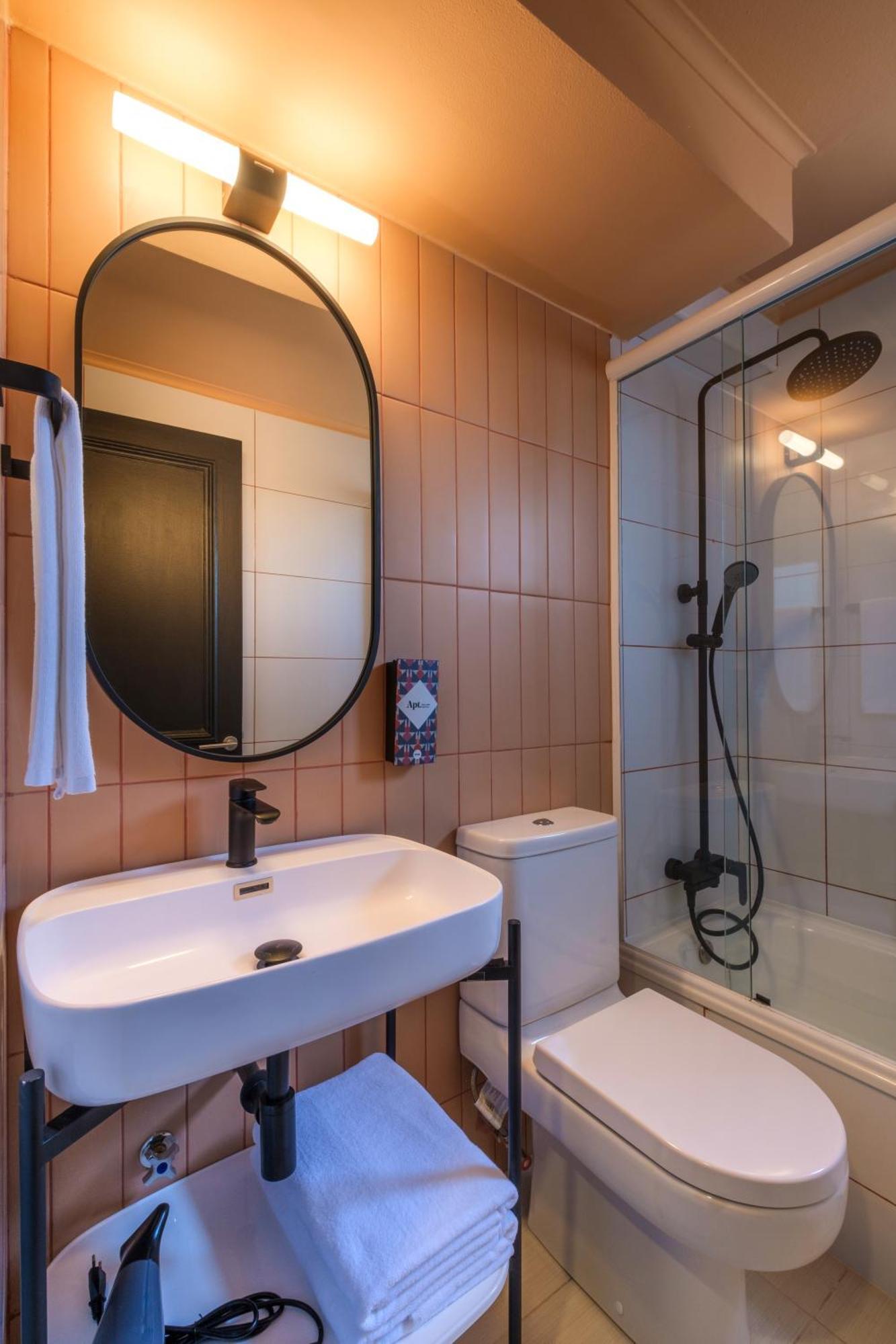 Apt Serviced Apartments Сантьяго Экстерьер фото